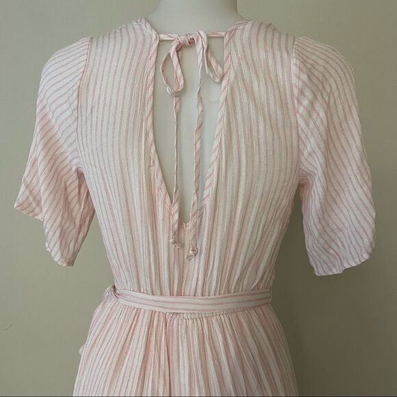 ROW•A Striped short sleeved tie front jumpsuit in pink/ white lined sz Small - Picture 5 of 8